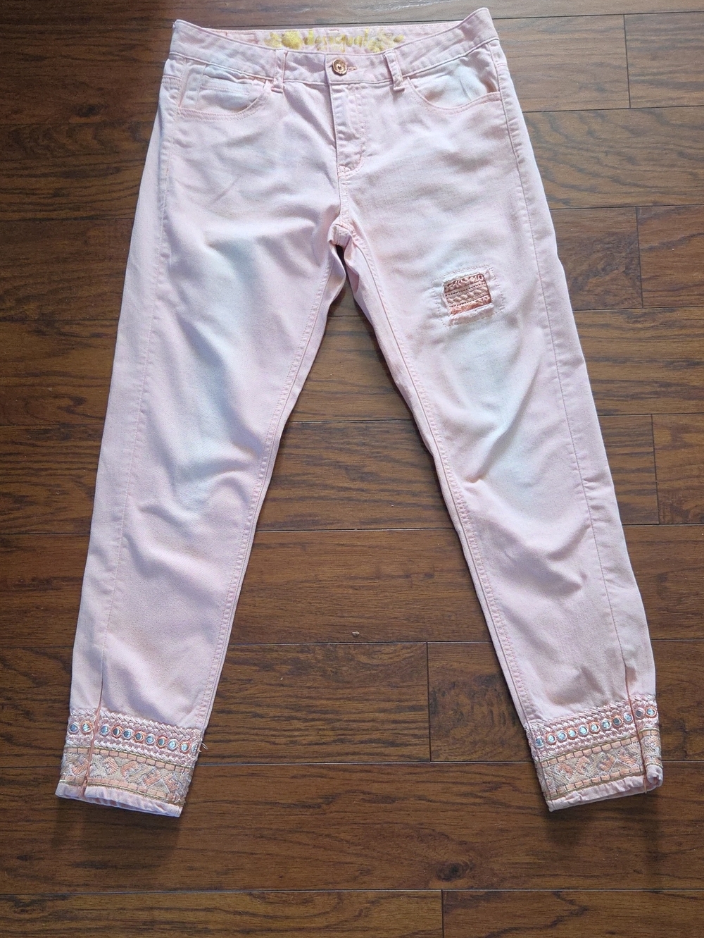 Desigual Pink Jeans With Enbroidery Detail Size 31